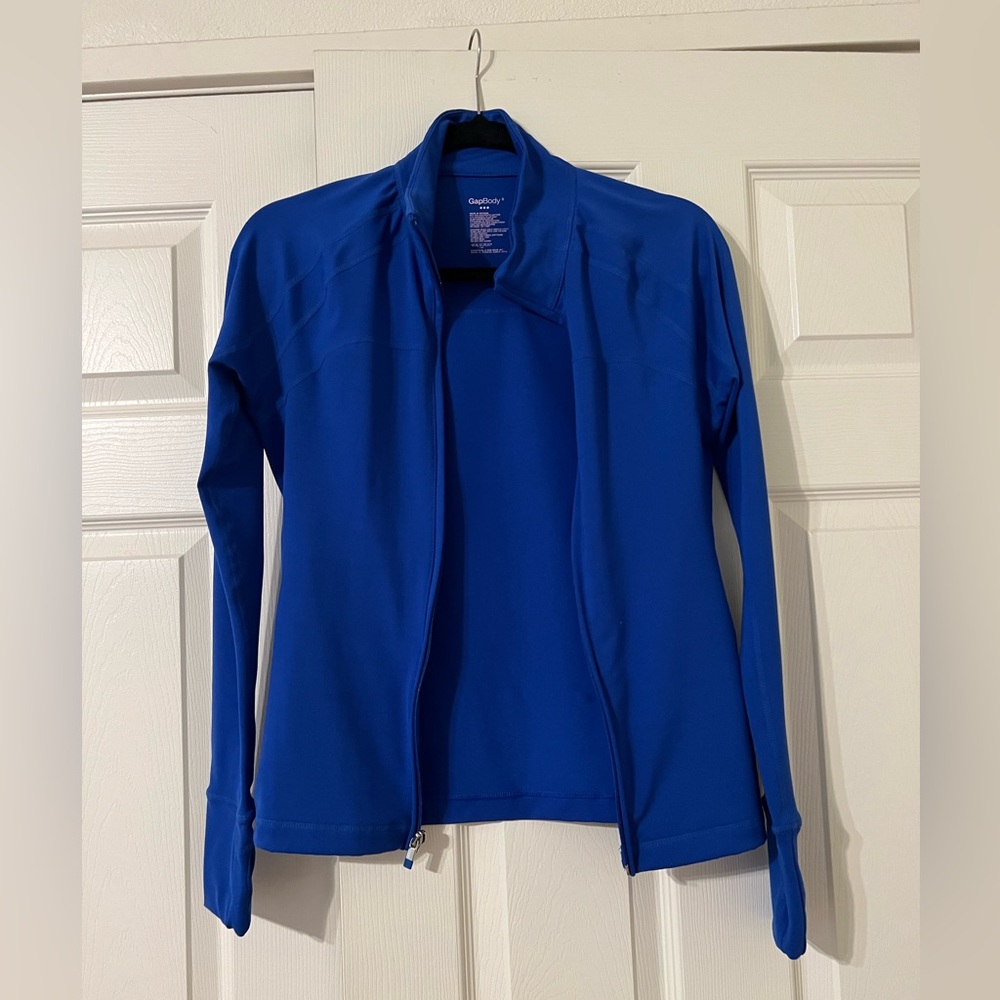GAP Body workout jacket size Small